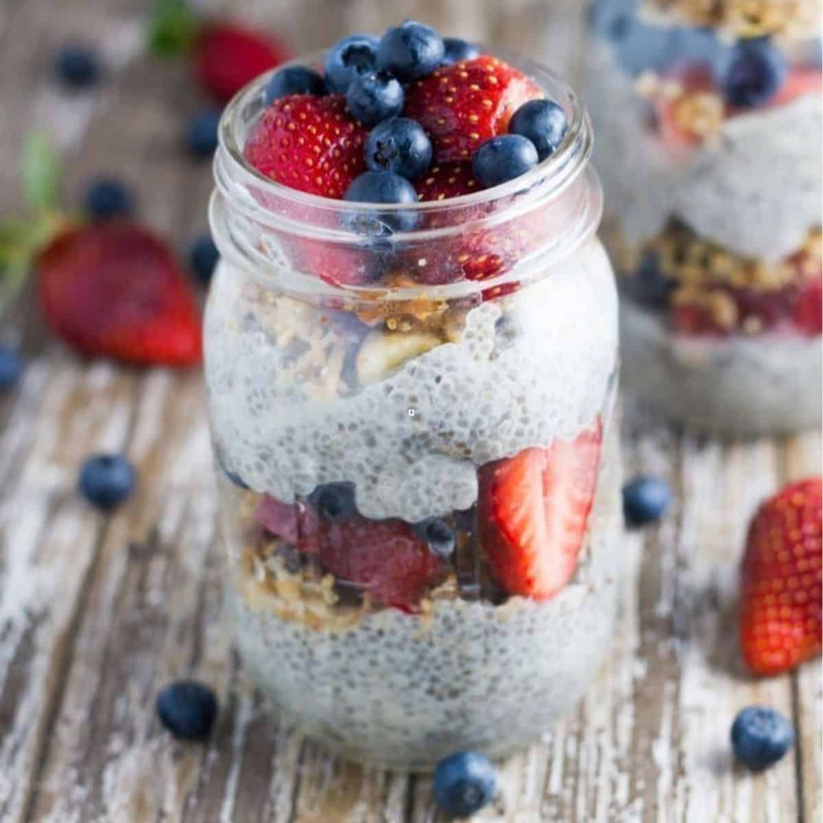 mason jar with chia granola parfait