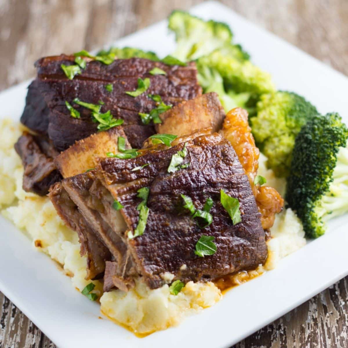 Slow Cooker Beef Ribs