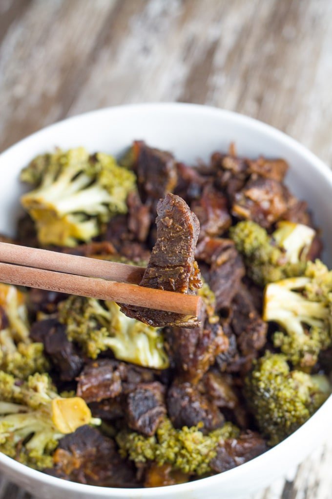 Beef & Broccoli Stir Fry. One of the easiest slow cooker meals you'll ever put together as it simply involves placing all the ingredients into the slow cooker and turning it on to cook. How easy is that! 