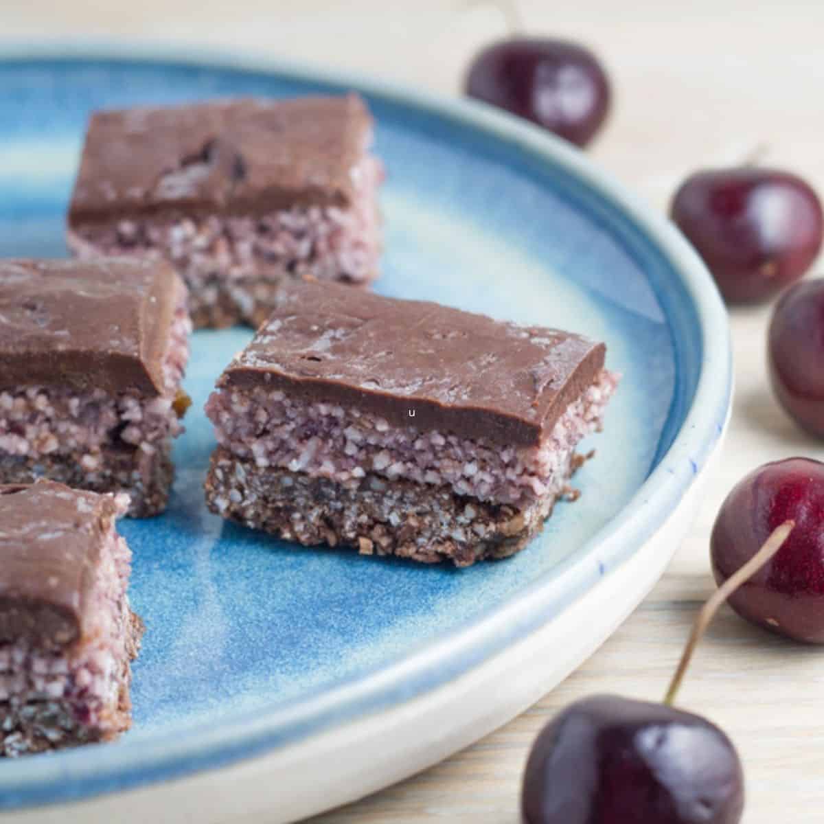 Raw Cherry Ripe Slice