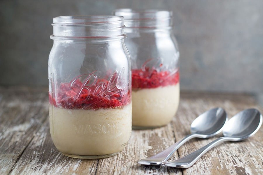 Panna Cotta with Strawberry + Chia Jam. The much healthier version of the super yummy dessert and is gluten, dairy and refined sugar free. Makes the perfect Christmas dessert. YES!!