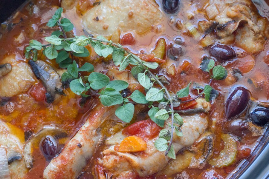 This slow cooker chicken cacciatore is the perfect slow cooker recipe to warm you up during the winter months. Gluten free, diary free, keto and paleo. 