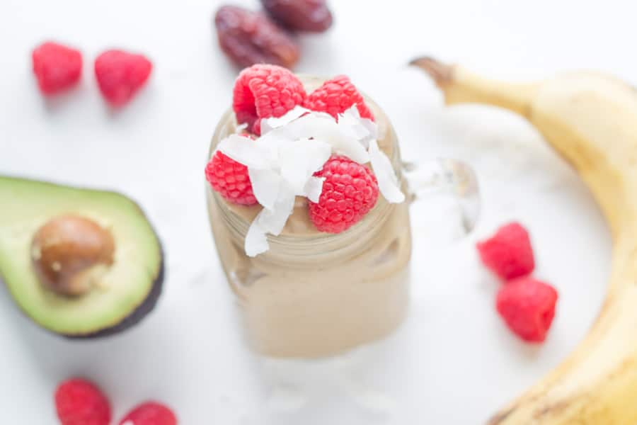 Dairy Free Chocolate Thickshake. Full of healthy ingredients and will make for a great snack or breakfast. No need to go buy one of those highly processed and refined sugar laden versions ever again!