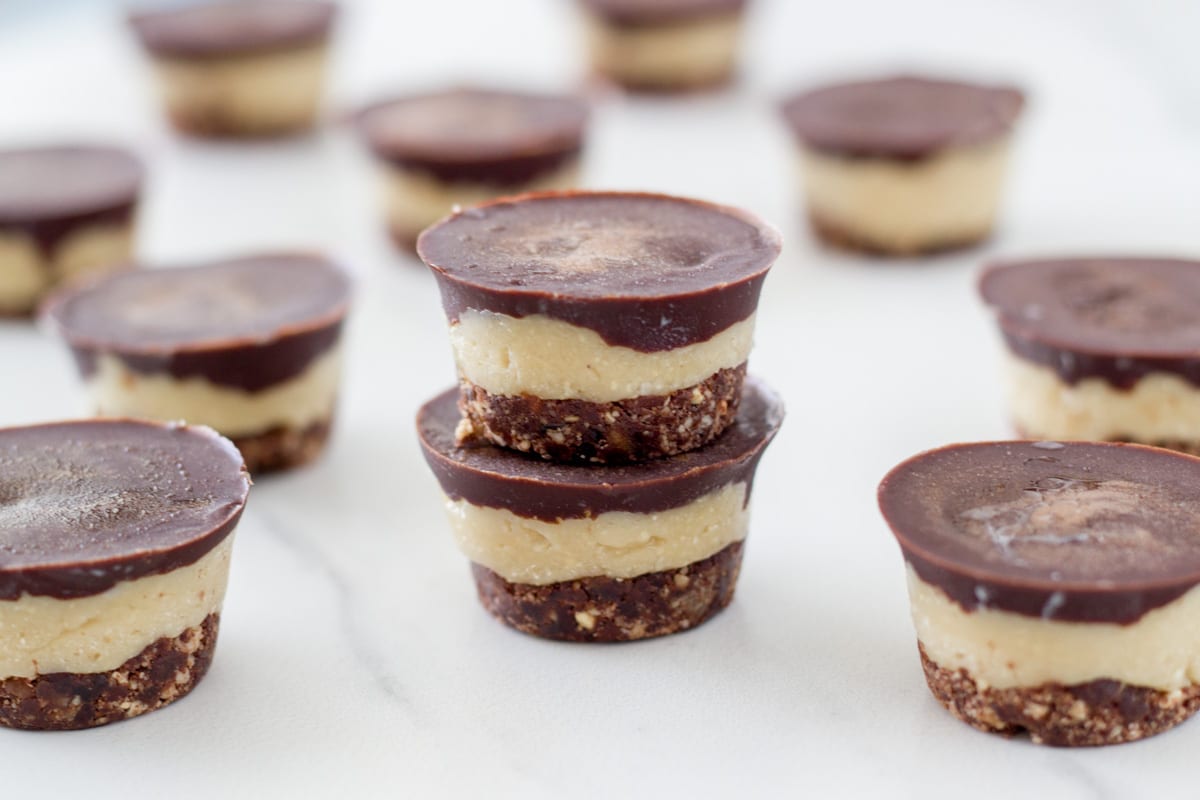 No Bake Mint Slice Bites Becomingness no-bake-mint-slice-bites-becomingness