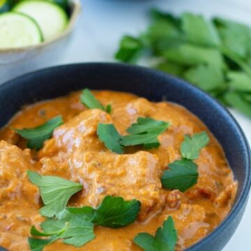 This Instant pot butter chicken is going to be your new favourite instant pot recipe. It is low carb, gluten free, dairy free and will be ready to serve in under 30 minutes.