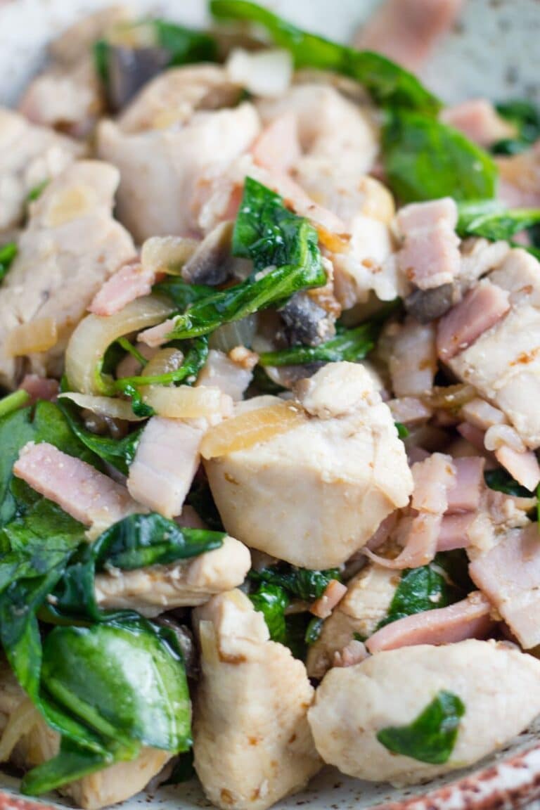 Chicken and Bacon Salad with Mushroom and Spinach - Becomingness