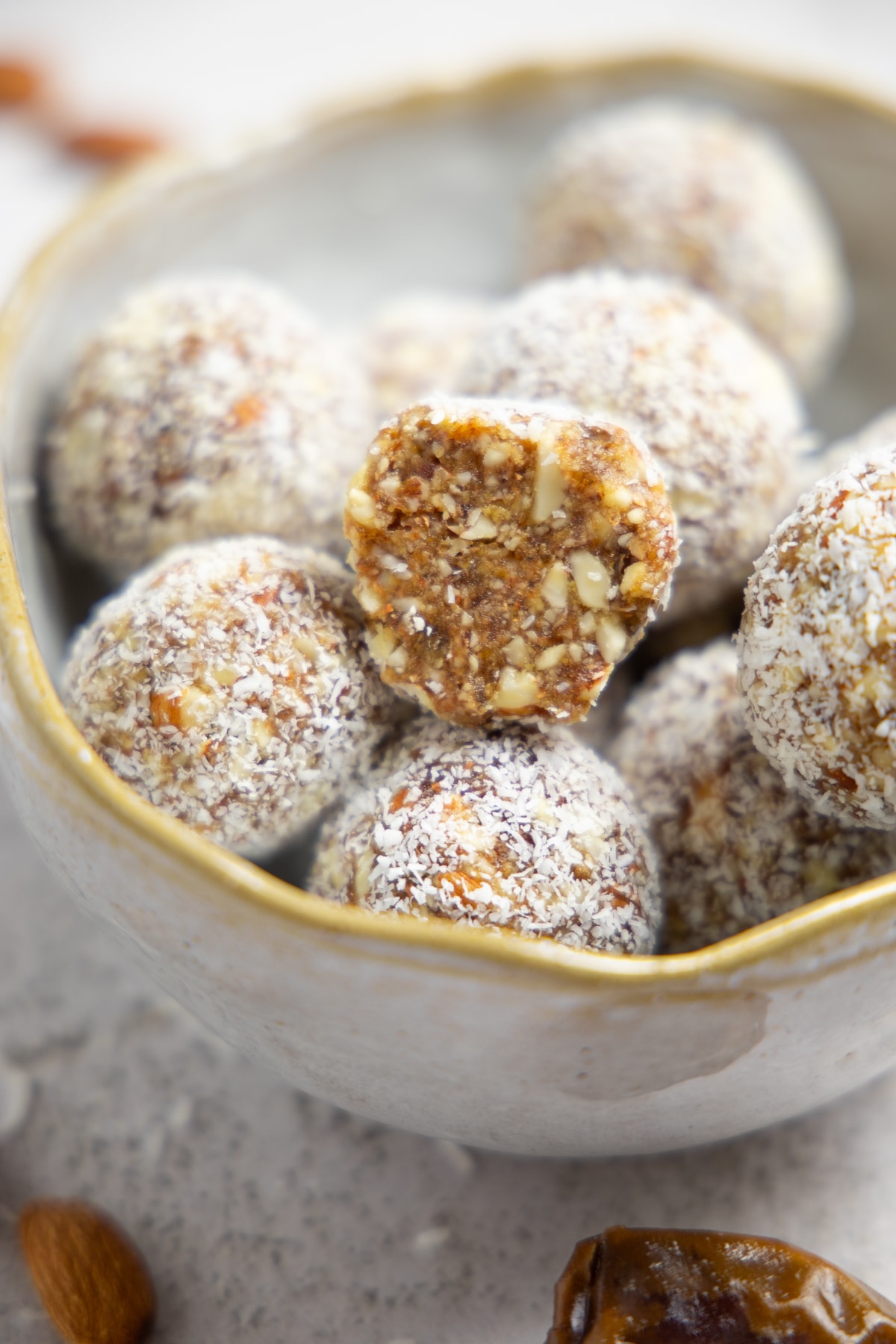 The bliss balls ready to eat.