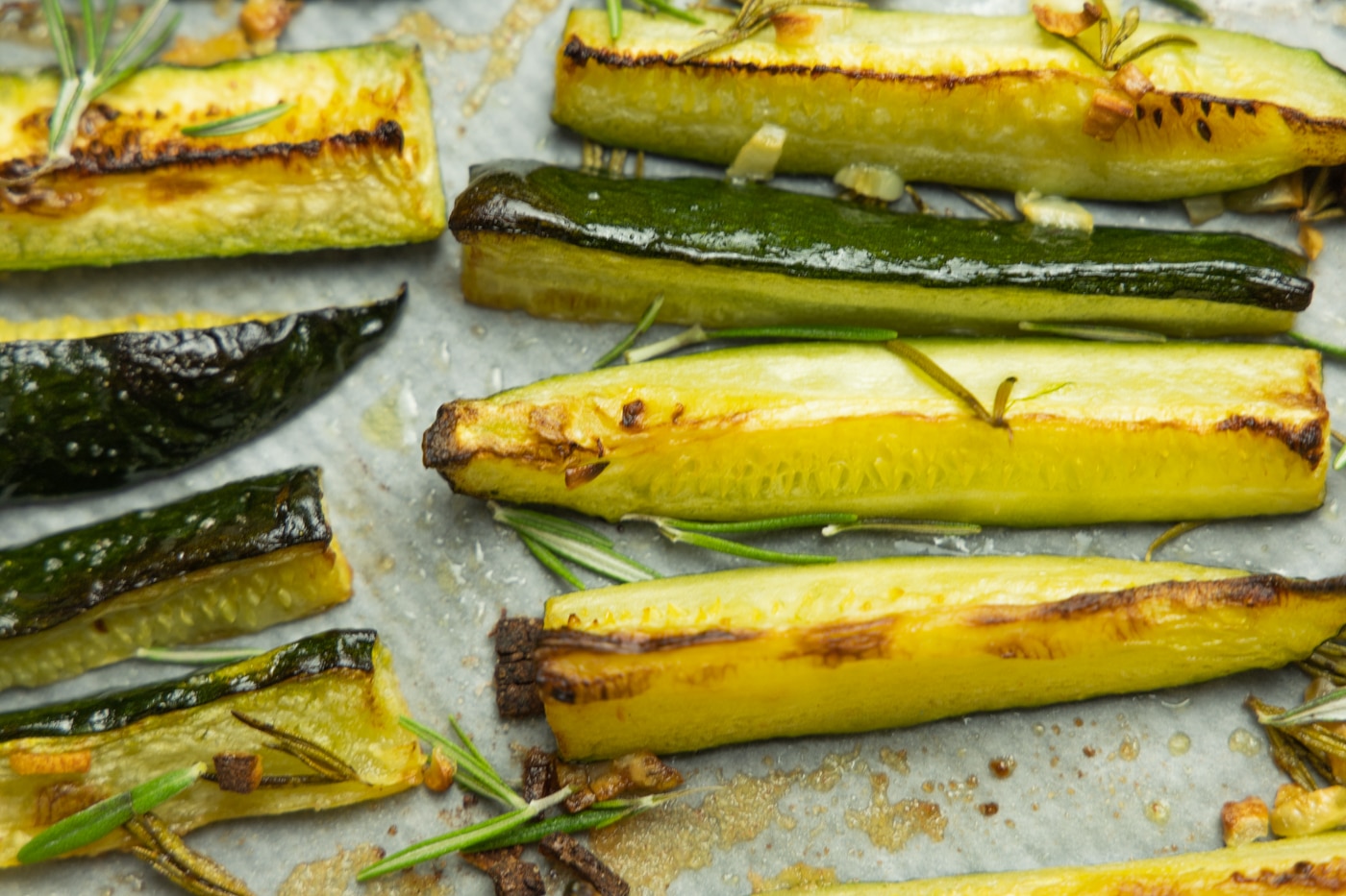 photo of oven baked zucchini wedges in tray