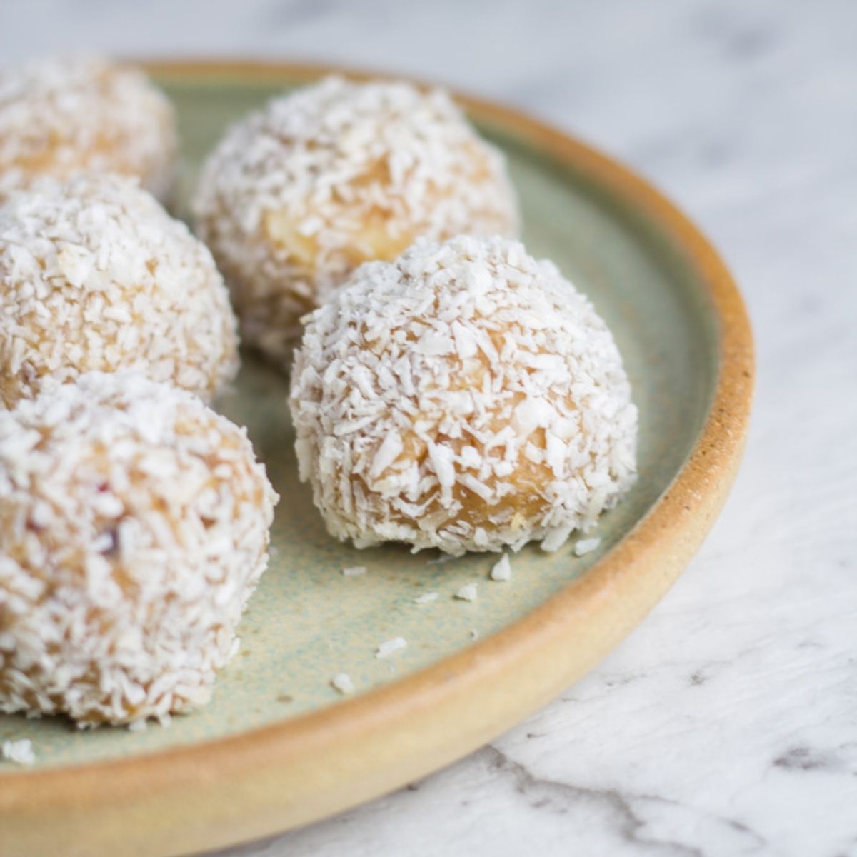 Raw Caramel Macadamia Bliss Balls