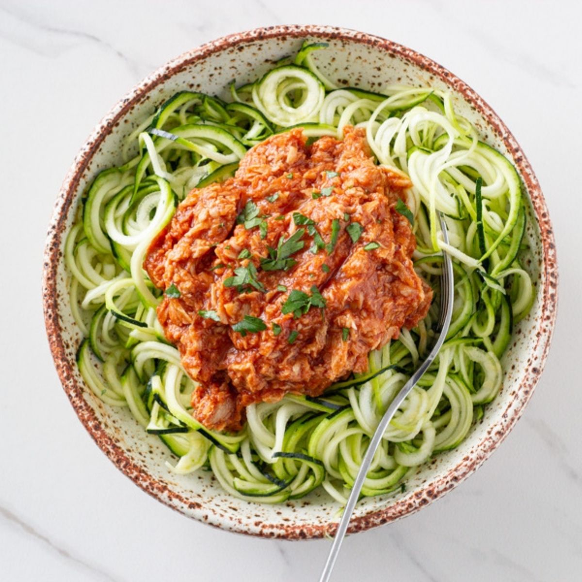 Zucchini Pasta with Tuna and Tomato Sauce - Becomingness